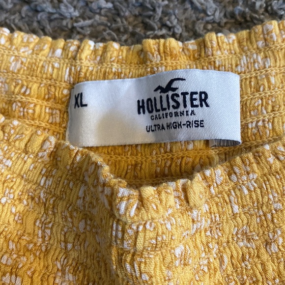 Hollister Ultra High Rise shorts - Picture 5 of 5